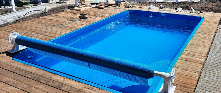 Ключевые этапы при строительстве композитного бассейна